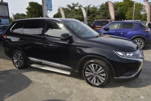 2018 Mitsubishi Outlander 2.0 Mivec 4 in Black — image 6