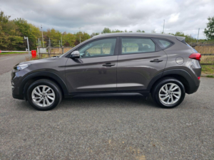 2017 Hyundai Tucson 1.6 Gdi Blue Drive Se Nav Euro 6 (s/s) 5dr in Grey — image 6