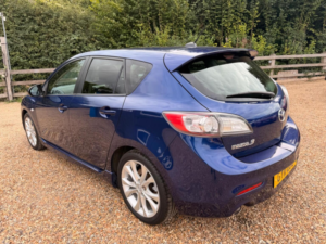 2011 Mazda Mazda3 2.2d Sport Euro 5 5dr in Blue — image 5