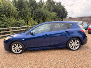 2011 Mazda Mazda3 2.2d Sport Euro 5 5dr in Blue — image 6