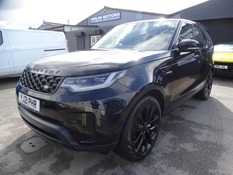 2021 Land Rover Discovery 3.0 D300 Mhev Se Auto 4WD Euro 6 (s/s) 5dr in Black — image 1