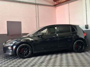 2013 Volkswagen Golf 2.0 Tdi Bluemotion Tech Gt Hatchback 5dr Diesel Manual Euro 5 (s/s) (150 Ps) in Black — image 4