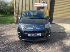 2013 Citroen C3 Picasso 1.6 Hdi Vtr+ Euro 5 5dr in Grey — image 2