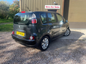 2013 Citroen C3 Picasso 1.6 Hdi Vtr+ Euro 5 5dr in Grey — image 6