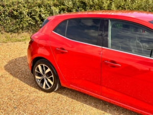 2017 Renault Megane 1.5 Dci Dynamique S Nav Euro 6 (s/s) 5dr in Red — image 3