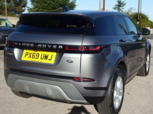 2019 Land Rover Range Rover Evoque 2.0 D150 S Auto 4WD Euro 6 (s/s) 5dr in Grey — image 4