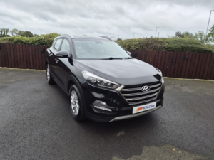 2017 Hyundai Tucson 1.7 Tucson Se Nav 1.7 D 116ps Bd +fss in Black — image 2