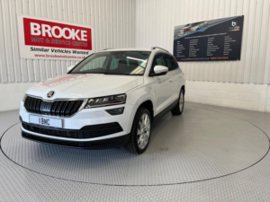 2020 Skoda Karoq 2.0 Tdi Se L DSG 4WD Euro 6 (s/s) 5dr in White — image 3