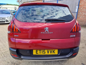 2015 Peugeot 3008 1.6 Bluehdi Active in Red — image 4