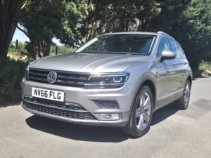2016 Volkswagen Tiguan 2.0 Tdi Bluemotion Tech Sel in Silver — image 6