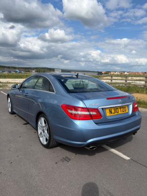 2010 Mercedes-Benz E Class 3.0 E350 Cdi V6 Blueefficiency Sport Coupe 2dr Diesel G-Tronic Euro 5 (231 Ps) in Blue — image 4