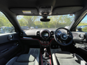 2020 MINI Countryman 1.5 Countryman Cooper All4 Sport in Black — image 2
