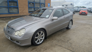 2003 Mercedes-Benz C Class 1.8 C180 Kompressor Se in Silver — image 3