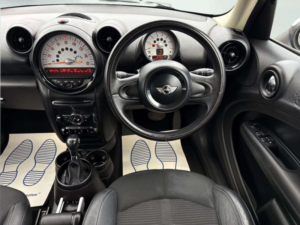 2013 MINI Countryman 2.0 Cooper D Auto All4 Euro 5 5dr in Blue — image 3