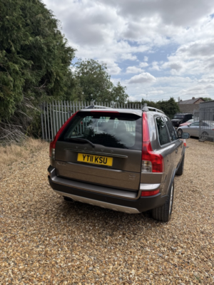 2011 Volvo Xc90 2.4 D5 Executive in Grey — image 4