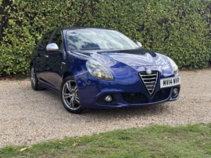 2014 Alfa Romeo Giulietta 1.4 Giulietta 1.4 Tb Multiair 170 Bhp Exclusive in Blue — image 2