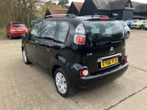 2016 Citroen C3 Picasso 1.2 Puretech Edition in Black — image 4