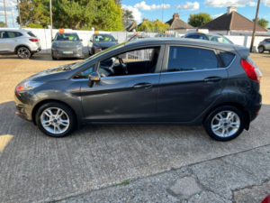 2016 Ford Fiesta 1.0t Ecoboost Zetec Hatchback 5dr Petrol Manual Euro 6 (s/s) (100 Ps) in Grey — image 4
