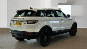 2017 Land Rover Range Rover Evoque 2.0 Ed4 Se Fwd Euro 6 (s/s) 5dr in White — image 6