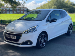 2016 Peugeot 208 1.2 Puretech Gt Line Euro 6 (s/s) 3dr in White — image 6