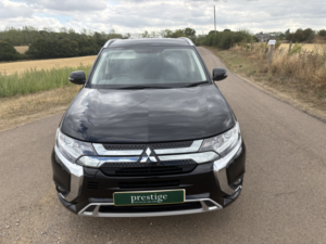 2019 Mitsubishi Outlander 2.4 H Twinmotor 13.8kwh Juro in Black — image 6