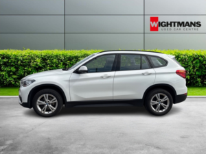2017 BMW X1 2.0 X1 Sdrive18d Se in White — image 4