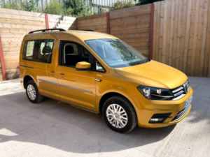 2020 Volkswagen Caddy Life 3 SEAT Auto Passenger Up Front Wheelchair Accessible Disabled Access Vehicle Wav in Yellow — image 3