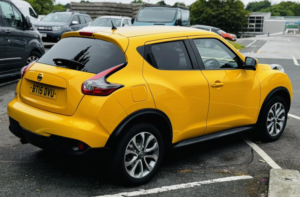 2015 Nissan Juke 1.2 Dig-T Tekna in Yellow — image 6