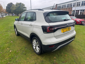 2022 Volkswagen T-Cross 1.0 Tsi Se SUV 5dr Petrol Manual Euro 6 (s/s) (95 Ps) in Grey — image 3