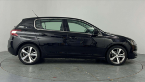 2015 Peugeot 308 1.2 Puretech Allure in Black — image 2