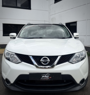 2016 Nissan Qashqai 1.2 Dig-T N-Connecta in White — image 5