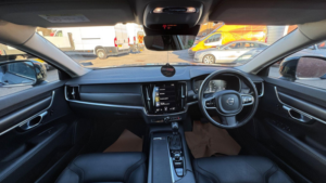 2017 Volvo V90 2.0 D5 Powerpulse Estate 5dr Diesel Auto AWD Euro 6 (s/s) (235 Ps) in Grey — image 2