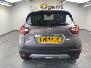 2017 Renault Captur 1.5 Dci Energy Dynamique S Nav SUV 5dr Diesel Manual Euro 6 (s/s) (90 Ps) in Grey — image 4