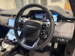 2019 Land Rover Range Rover Evoque 2.0 D180 R-Dynamic Se Auto 4WD Euro 6 (s/s) 5dr in Silver — image 2