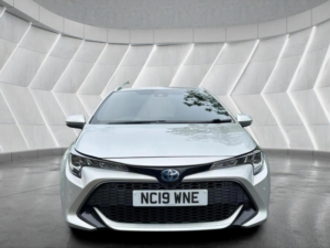 2019 Toyota Corolla 1.8 Vvt-H Icon Tech Touring Sports CVT Euro 6 (s/s) 5dr in Silver — image 2