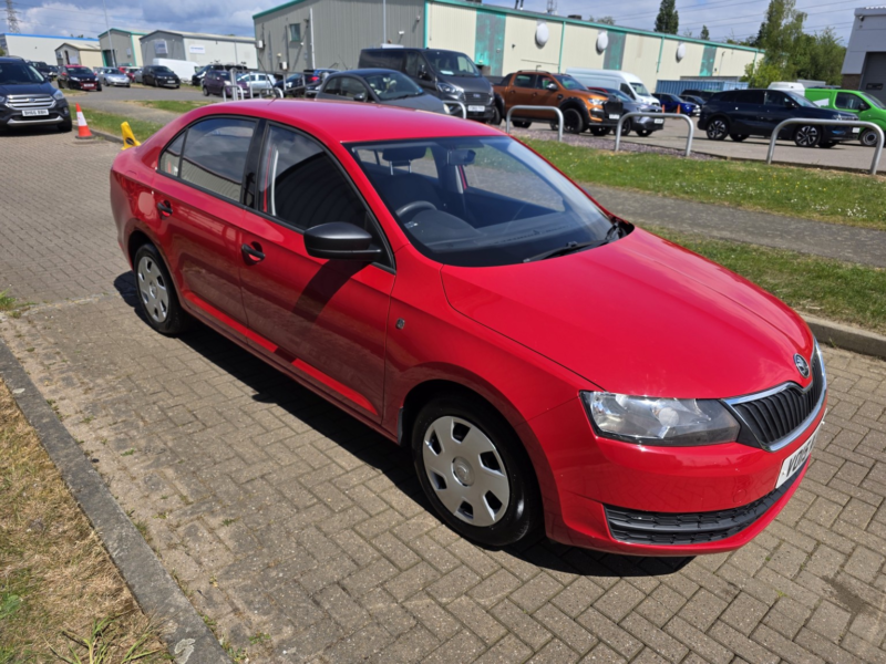 2015 Skoda Rapid 1.2 S in Red — image 1
