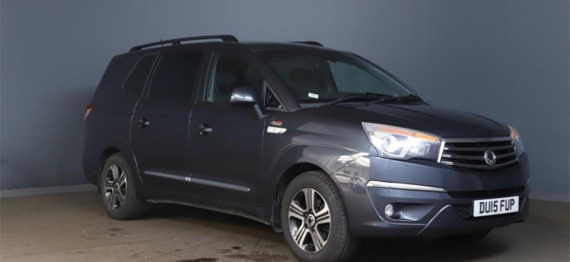 2015 Ssangyong Turismo 2.0 E-Xdi Ex T-Tronic 4WD Selectable Euro 5 5dr in Grey — image 1