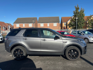 2018 Land Rover Discovery Sport 2.0 Td4 Landmark SUV 5dr Diesel Auto 4WD Euro 6 (s/s) (180 Ps) in Grey — image 3