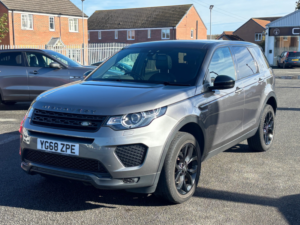 2018 Land Rover Discovery Sport 2.0 Td4 Landmark SUV 5dr Diesel Auto 4WD Euro 6 (s/s) (180 Ps) in Grey — image 4