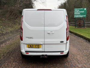 2021 Ford Transit Custom 2.0 Transit Custom Limited Van 300 L1 2.0l Ecoblue 130ps Fwd 6 Speed Manual in White — image 3