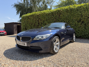 2014 BMW Z4 2.0 Z4 Sdrive20i Roadster in Blue — image 4