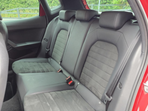 2023 SEAT Arona 1.0 Tsi Fr Edition SUV 5dr Petrol Manual Euro 6 (s/s) (110 Ps) in Red — image 5