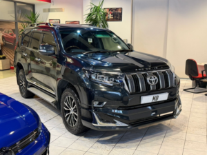 2010 Toyota Land Cruiser 3.0 D-4d Lc5 in Blue — image 2