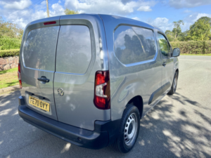 2020 Vauxhall Combo 1.6 Turbo D 2300 Edition 100 Eu6 Ulez in Grey — image 3