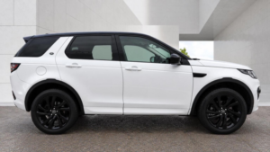 2018 Land Rover Discovery Sport 2.0 Td4 Hse Dynamic Lux Auto 4WD Euro 6 (s/s) 5dr in White — image 6