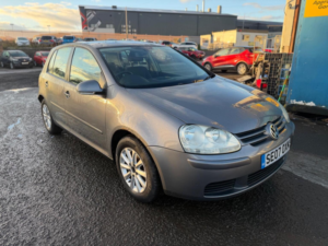 2007 Volkswagen Golf 1.6 Fsi Match 5dr in Grey — image 2
