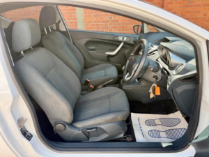2012 Ford Fiesta 1.25 Zetec 3dr in White — image 3