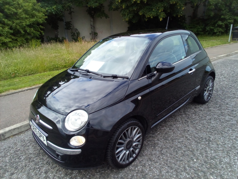 2015 Fiat 500 500 1.2 69hp Lounge 2015 in Black — image 1