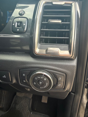 2021 Ford Ranger 2.0 Ecoblue Wildtrak Pickup Double Cab 4dr Diesel Auto 4WD Euro 6 (s/s) (213 Ps) in Grey — image 2
