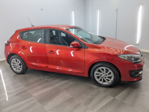 2016 Renault Megane 1.5 Dci Dynamique Nav Hatchback 5dr Diesel Manual Euro 6 (s/s) (110 Ps) in Red — image 4